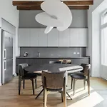 Tricolore - Luxury By Design Club Collection * Милан